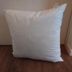 クッション　本体　正方形の画像
