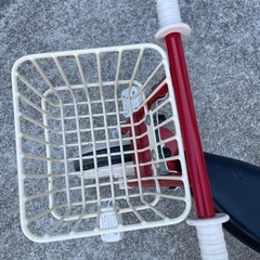 【商談中】無印良品　三輪車【赤】　カゴ付き【白】の画像