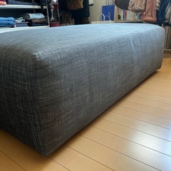 【お譲りします】イタリアブランドオットマン　０円の画像