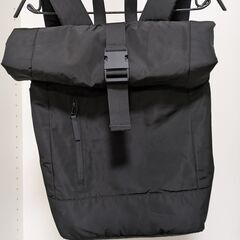 H&M ウォーターリペレント スポーツバックパック