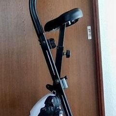 フィットネスバイク エアロバイクの画像