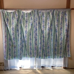 遮光カーテン