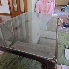 黒檀テーブルの画像