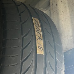 215/35R18 中古タイヤ