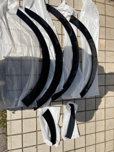 ハイエース　スタイリッシュオーバーフェンダー