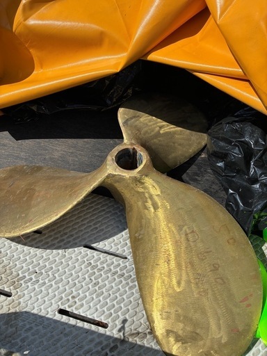 真鍮船舶エンジンのペラ