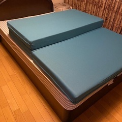 急募⭐️セミダブルベッド、マットレス