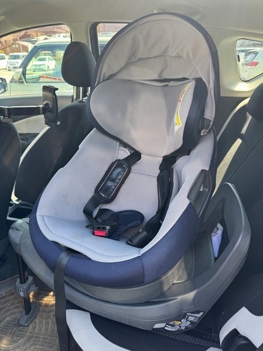 【格安】チャイルドシート Combi エッグショック ISOFIX