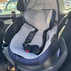【商談中】チャイルドシート Combi エッグショック ISOFIX
