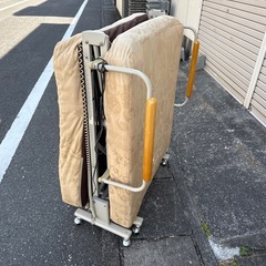 ◼️プラッツ◼️電動◼️折りたたみ◼️介護用◼️ベット◼️中古◼️良品◼️引き取り限定◼️の画像