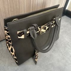 お値下げ中❗️ダイアナ　ヒョウ柄　バッグ