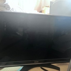 TOSHIBAテレビ2台 32,42型ただで持って行ってくれる方