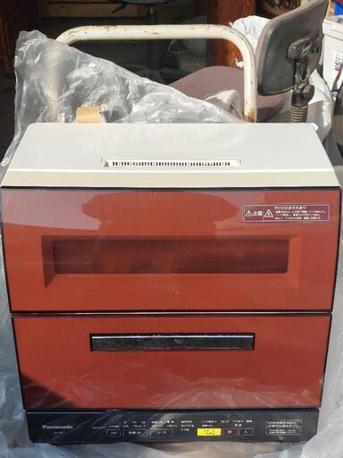 Panasonic電気食器洗い乾燥機NP-TR8-T　2015年制