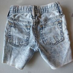 babyGAP 男の子 100cm 3歳 ハーフパンツ 2枚セットの画像