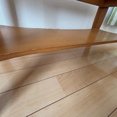 【引き取り待ち】
テーブルの画像