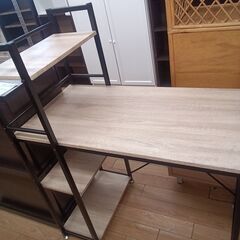 ★ジモティ割あり★  棚付きデスク ベージュ H114×D50×W90 クリーニング済み TK4481の画像