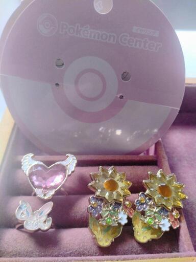 ポケモン　ニンフィア　リーフィア　アクセサリー