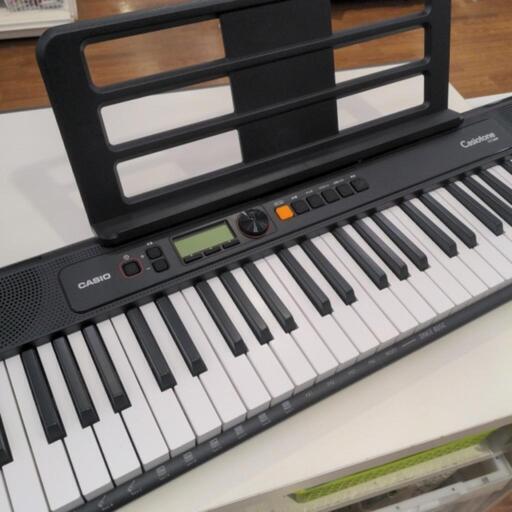 【保証つき】CASIO　キーボード　CT-S200