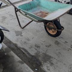 お話し中です猫車　1輪車