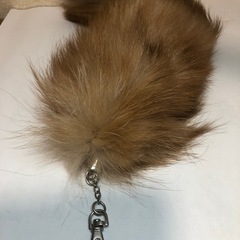 狐の尻尾キーホルダー　新品