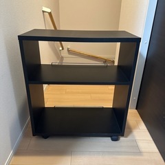 収納キャビネット　キャスター付