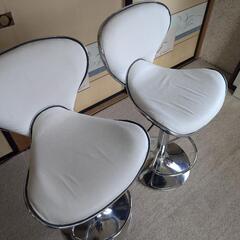 カウンターチェア　2個　ニトリ　バーチェア　ハイチェアの画像