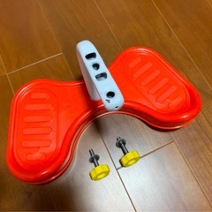 アンパンマン三輪車 ステップ(足置き) 探しています。