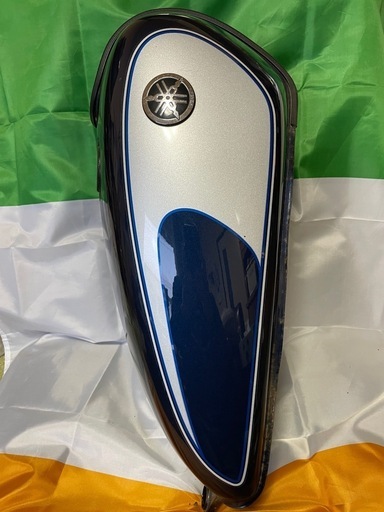 YAMAHA SR400純正タンク&タンクキャップ2種 YAMAHA SR400純正タンク&タンクキャップ2種 (たま310) 環状通東の