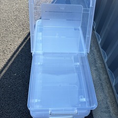 美品　キャスター付きベッド下収納　4個セット の画像