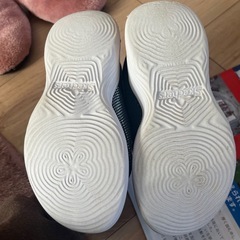 スケッチャーズ　光るスニーカー　女の子18センチの画像