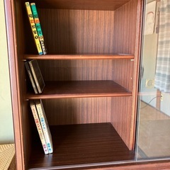 【売約済】木製本棚 扉付の画像