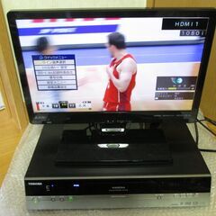 近場への有料配送可！　19インチ液晶テレビ(PC接続もOK)＋DVD/HDDレコーダーのセットの画像