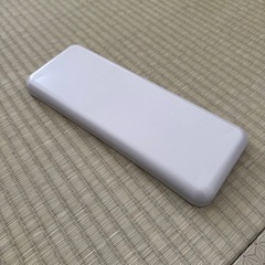 ネイル折りたたみアームレストの画像