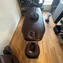 【超美品！】4/27,28,29のみ！昇降エステベッド&スツールセット