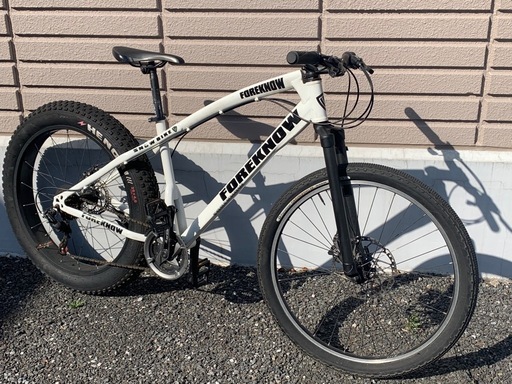 クロスバイク　カーボンパーツカスタム