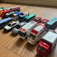 トミカミニカーセット29台の画像