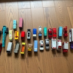 トミカミニカーセット29台の画像