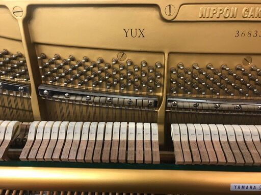 ヤマハ中古アップライトピアノ　YUX（1982年製造）