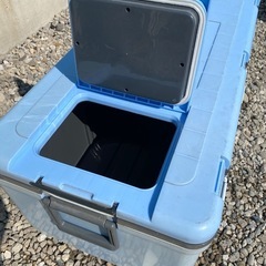 クーラーボックスの画像