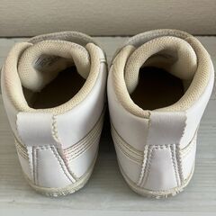 【中古雑貨】アシックス　シューズ　１３．０ｃｍの画像