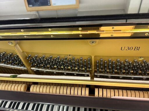 ヤマハ中古アップライトピアノ　U30BL（1987年製造）
