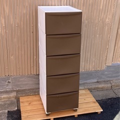 5段プラスチックケース