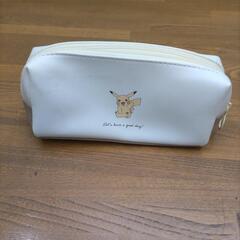 ポケモン　ペンケースの画像
