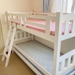 小さめキッズ2段ベット　マットレス2枚付き