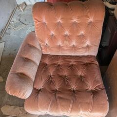 古いソファです。