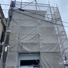 足場の施工致します。
