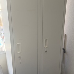 無料でお譲り♪ロッカー⭐︎収納⭐︎ホワイトカラー⭐︎