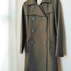 カッコ良い❤ブラックに近いカーキ色ロングコートの画像