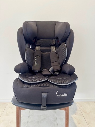 【未使用】クレイドル　ハーネスジュニア　ISOFIX　ジュニアシート