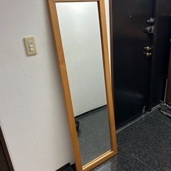 大型鏡の画像